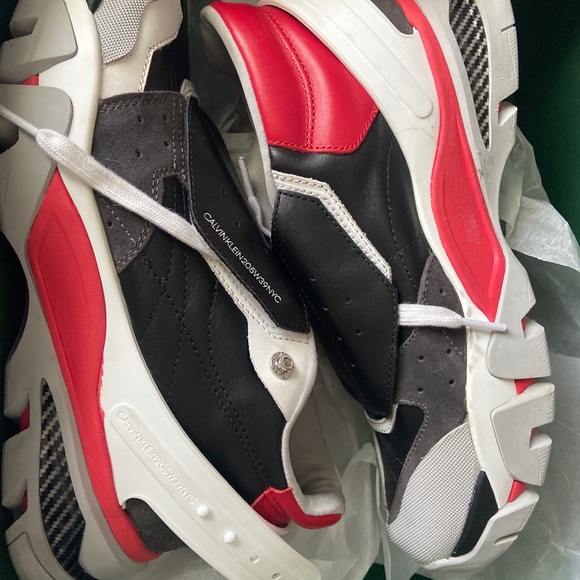 Calvin Klein Cander 7 - Picture 2 of 5